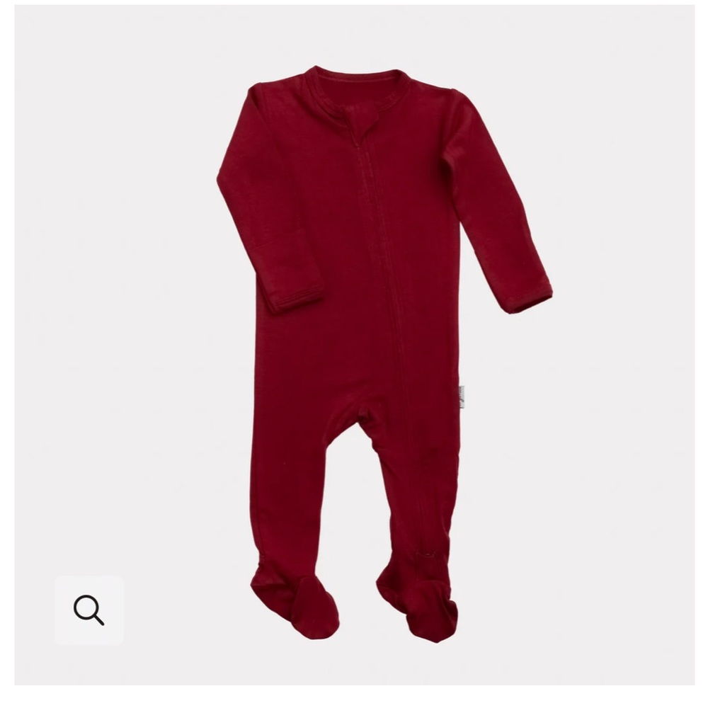 🇨🇦Pip + Phee Bamboo Sleeper in Cranberry, size 0-3 months